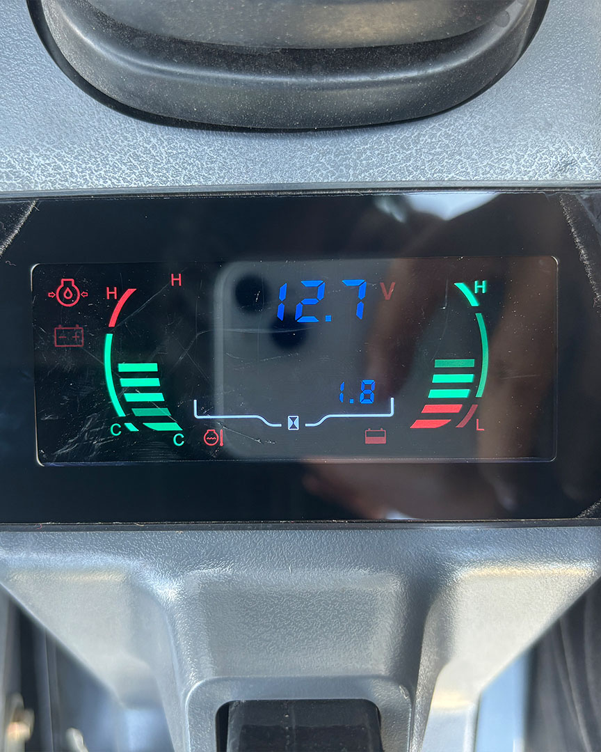 King Bull Excalibur KB18KU (Motor Kubota) Con Cabina y Aire Acondicionado - Imagen 9