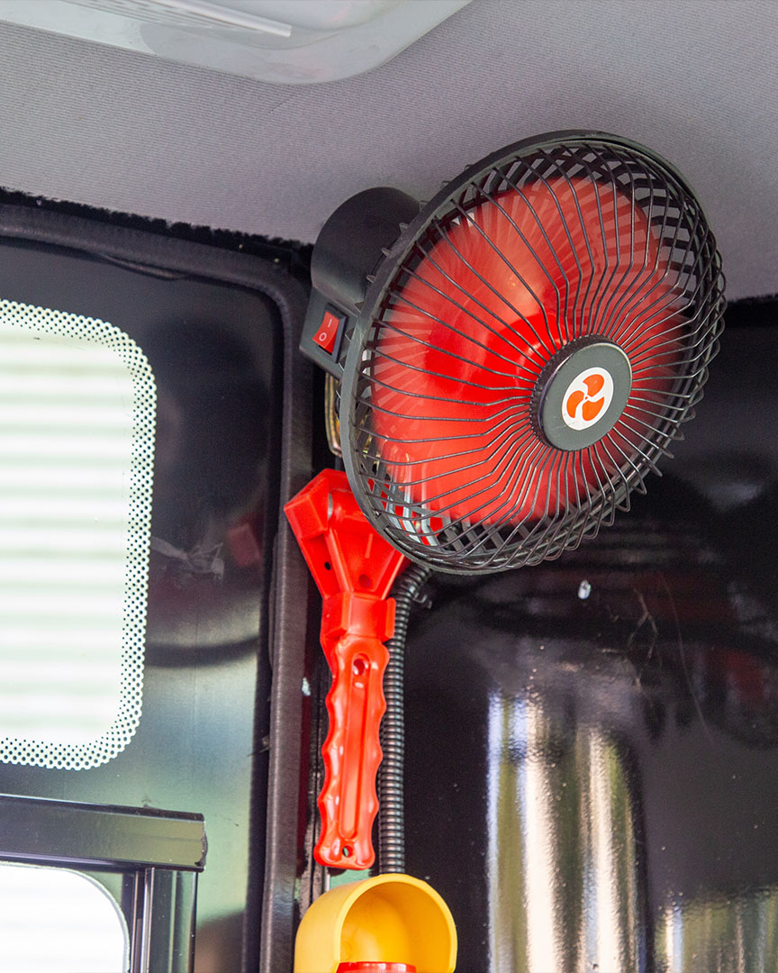 King Bull Excalibur KB18KU (Motor Kubota) Con Cabina y Aire Acondicionado - Imagen 16