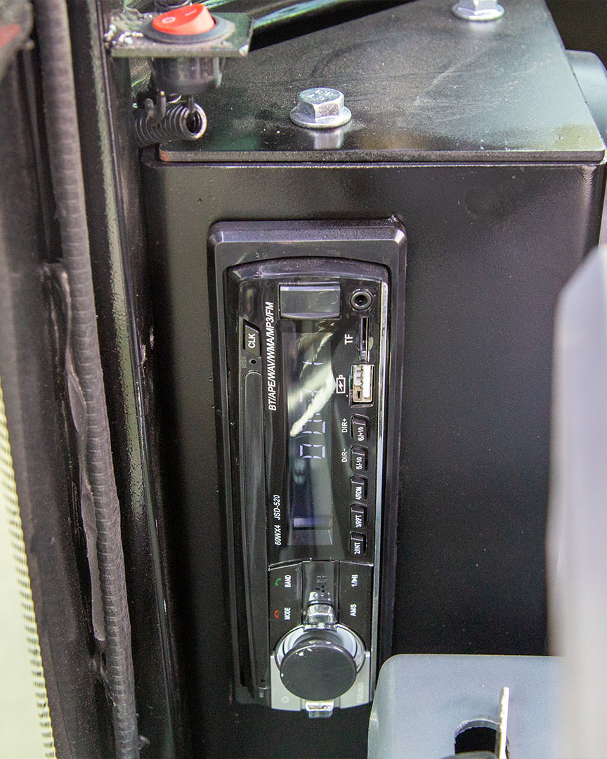 King Bull Excalibur KB18KU (Motor Kubota) Con Cabina y Aire Acondicionado - Imagen 17