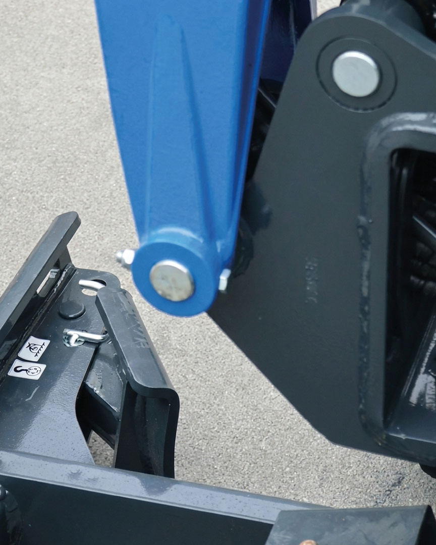 Rippa R15 Kubota 722, Orugas Ext., 2 Veloc, Enganche Hidráulico - Imagen 6