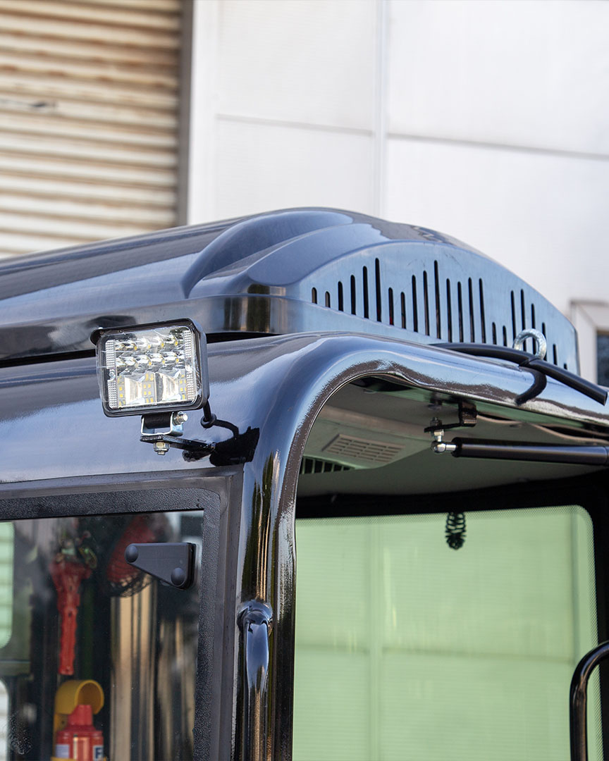 King Bull Excalibur KB18KU (Motor Kubota 902) Con Cabina y Aire Acondicionado - Imagen 20
