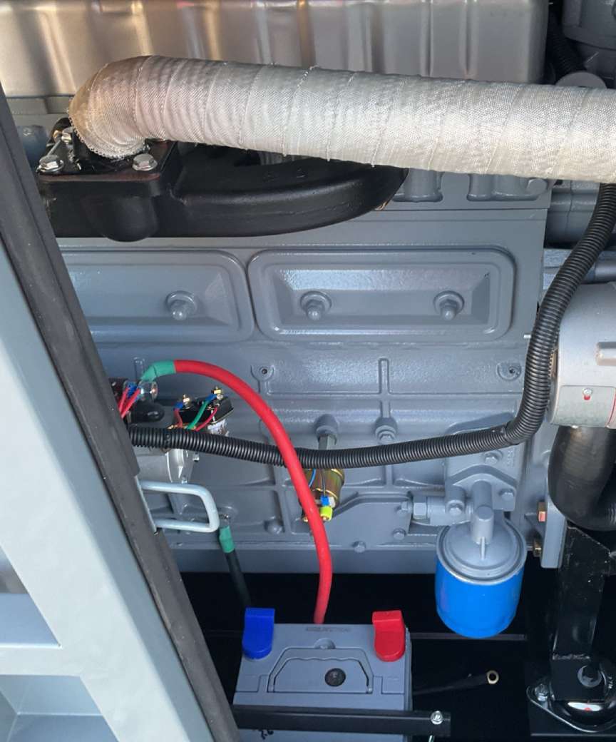 Generador Crown Power CR 88KVA - Imagen 8