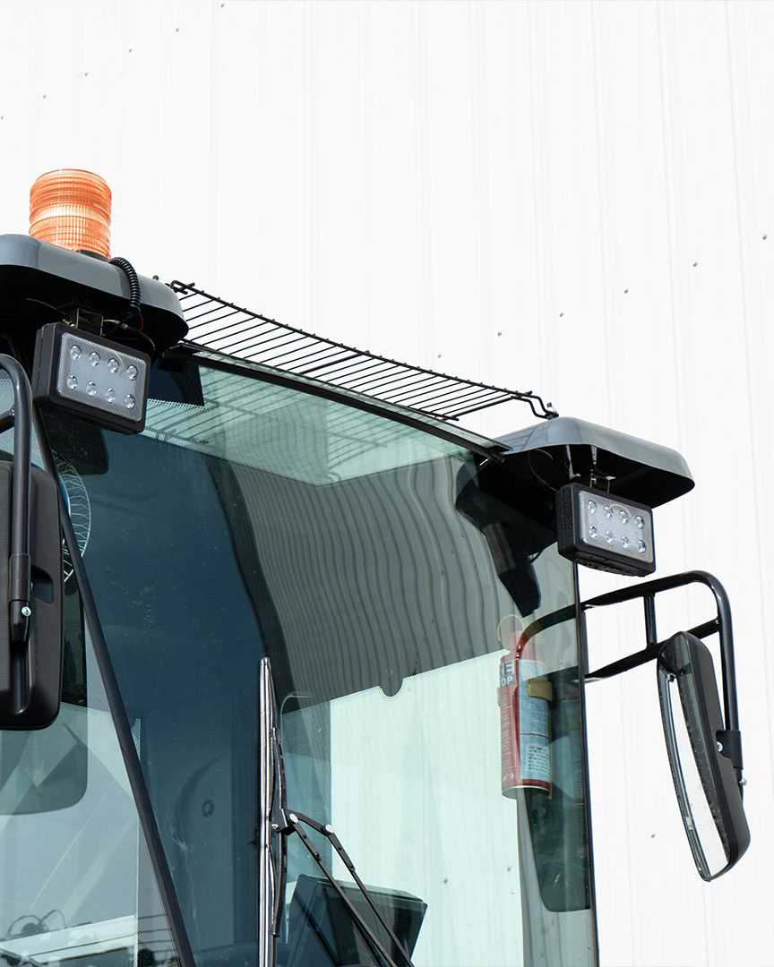King Bull Loader 40. 4 Toneladas. Aire Acond. - Imagen 5