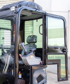 King Bull Excalibur KB18KU (Motor Kubota 902) Con Cabina y Aire Acondicionado - Imagen 2