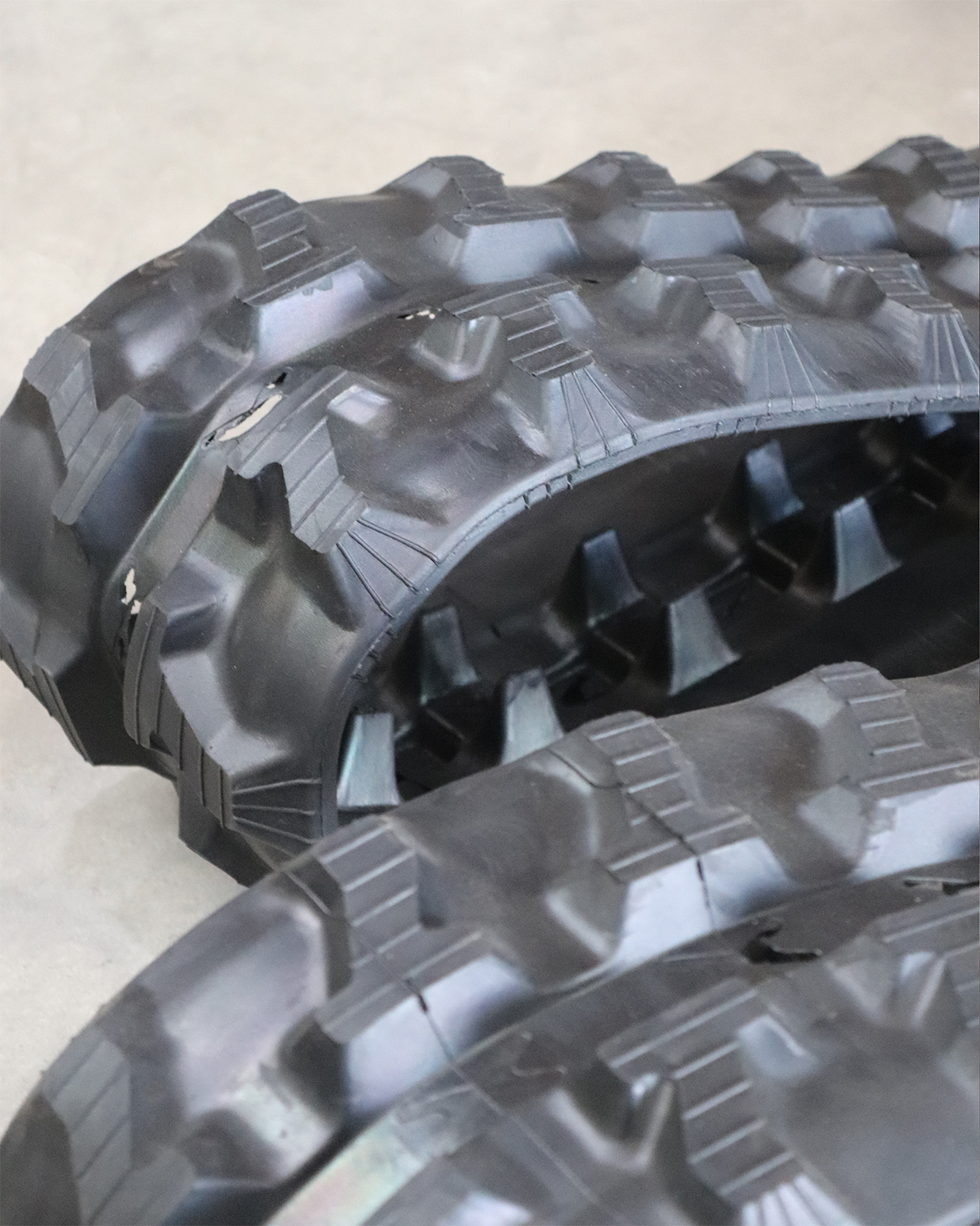 Orugas de Goma Compatibles con KB12 y Cargo T400 y T500 (2 unds) - Imagen 4