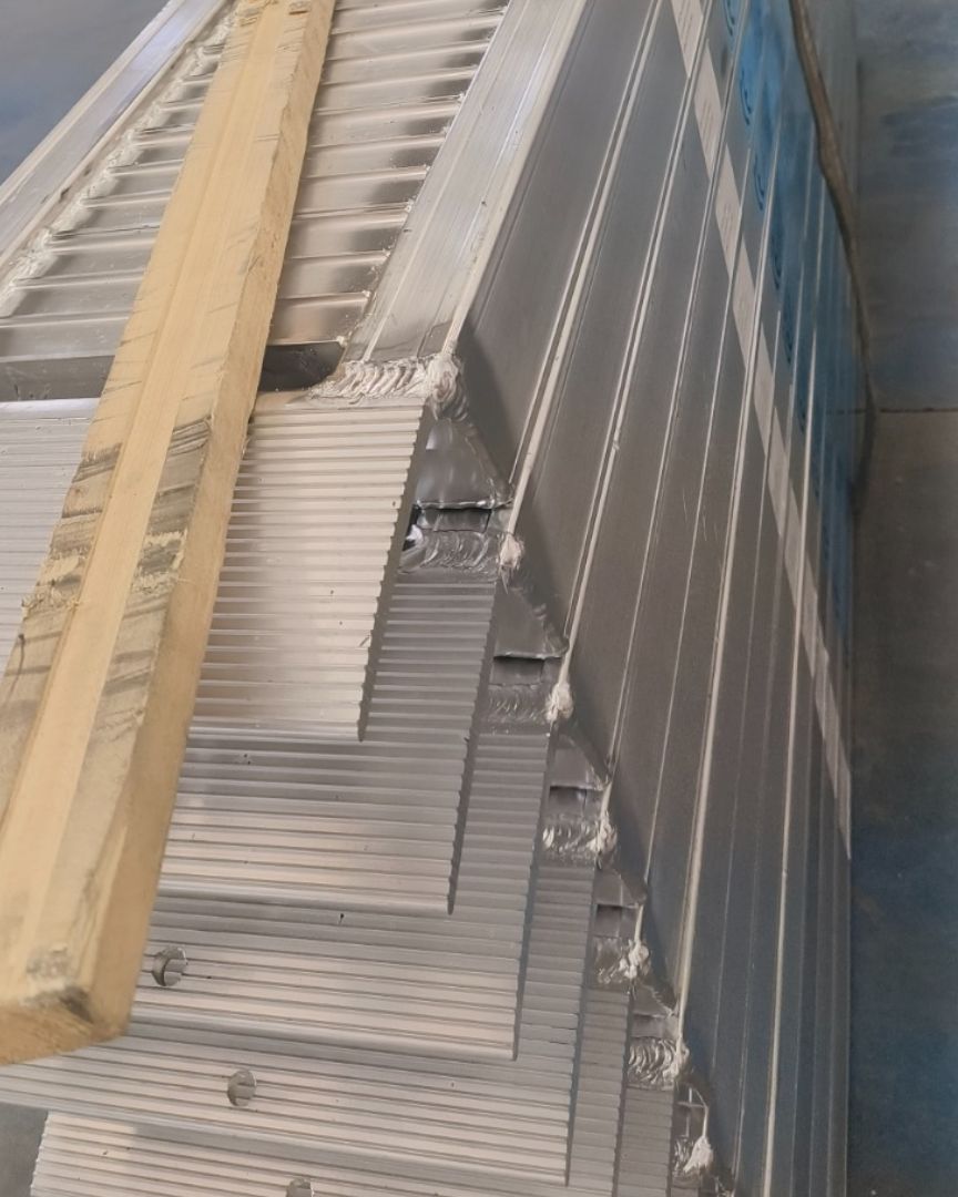 Rampas de Carga 2.5m y 2500KG (2 Unidades) - Imagen 8