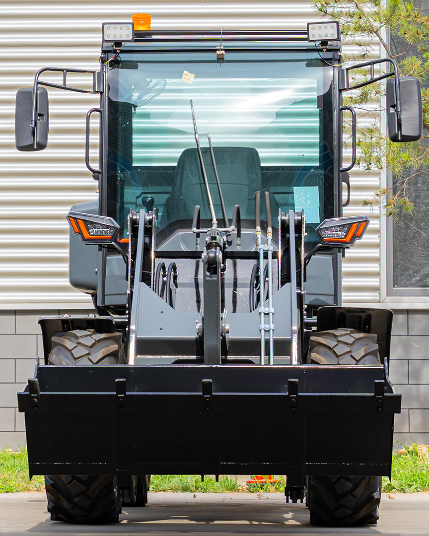 King Bull Loader 920 PRO 2.4T (Aire Acond. Cazo y Uñas) - Imagen 11